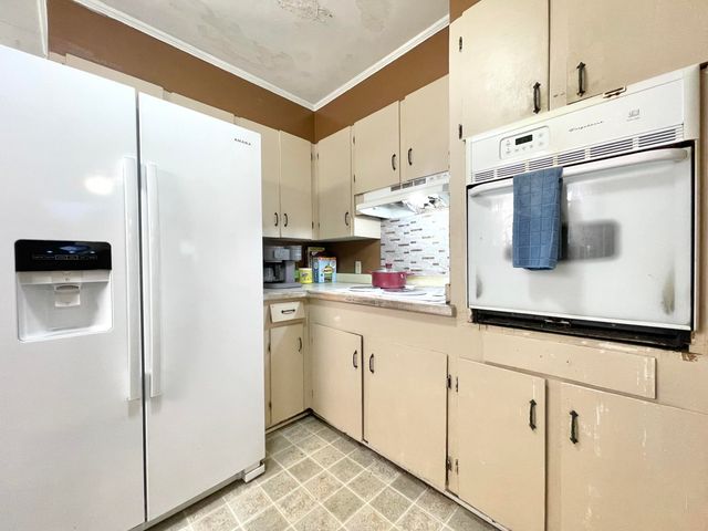 105 Ford Avenue, Hattiesburg, MS 39402