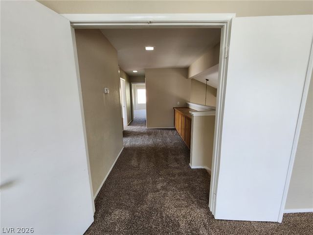 6703 Dominion Court, Las Vegas, NV 89103