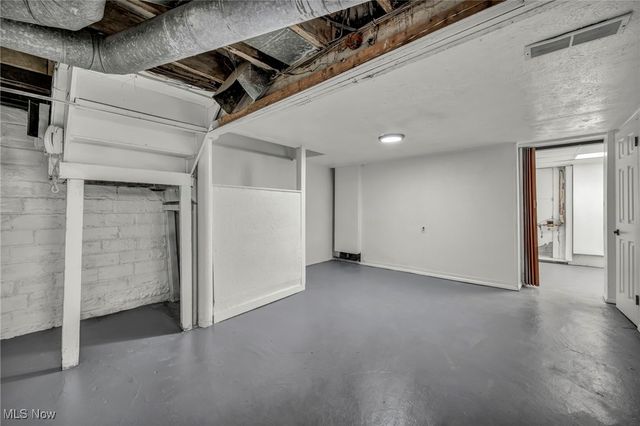 3629 W 130th Street, Cleveland, OH 44111