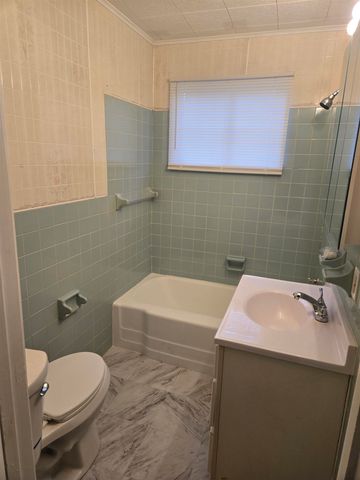 5023 West Pea Ridge Road, Huntington, WV 25705