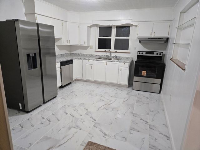 5023 West Pea Ridge Road, Huntington, WV 25705