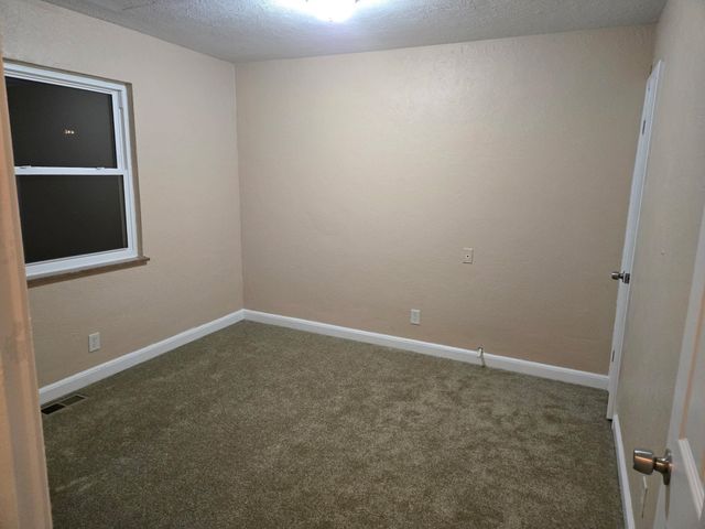 5023 West Pea Ridge Road, Huntington, WV 25705