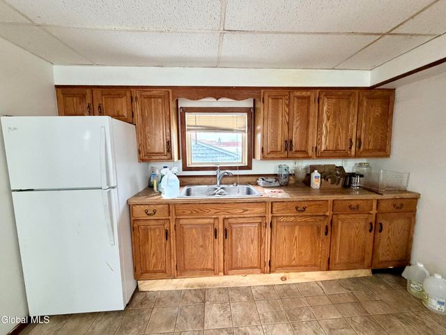 44 S Perry Street, Johnstown, NY 12095