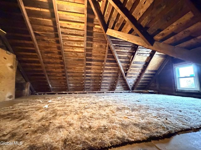 44 S Perry Street, Johnstown, NY 12095