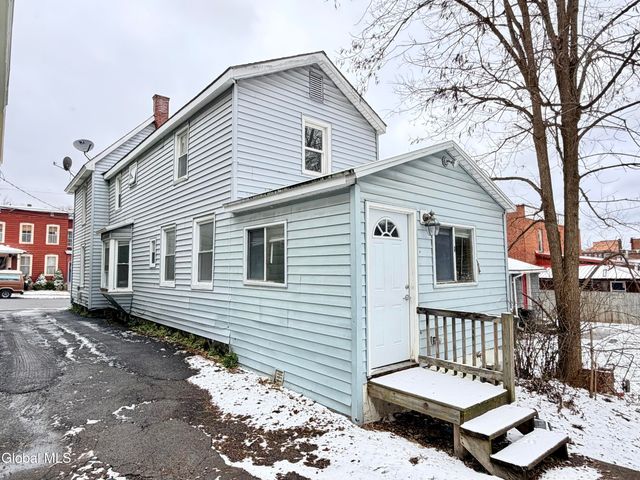 44 S Perry Street, Johnstown, NY 12095