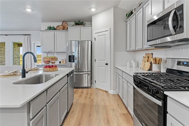 1401 Irigoyen St, Corpus Christi, TX 78415