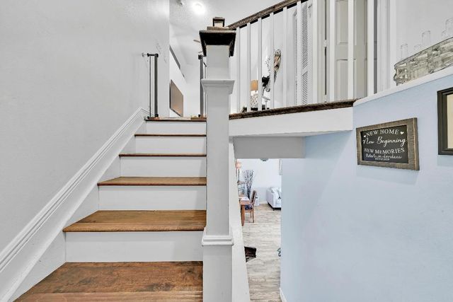 6204 NW 74th Court, Parkland, FL 33067