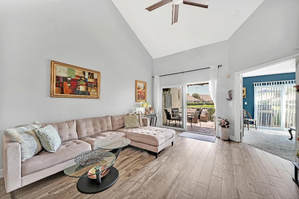 Image 14 of property listing at 6204 NW 74th Court, Parkland, FL 33067