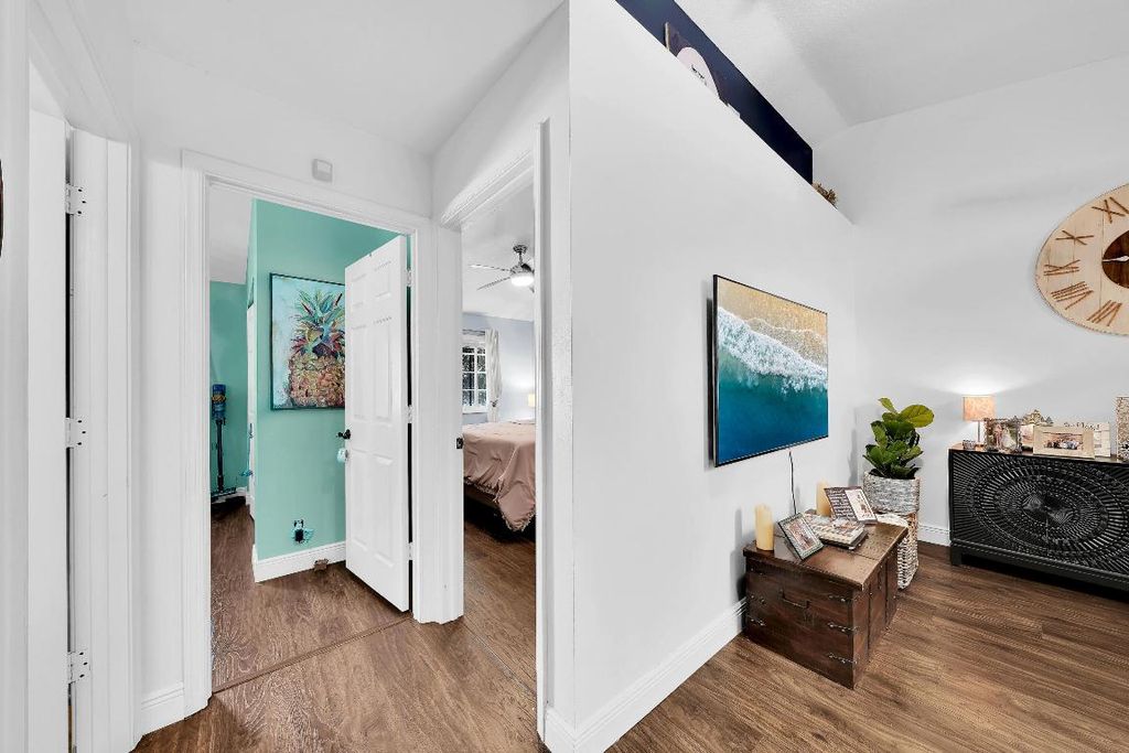 Image 30 of property listing at 6204 NW 74th Court, Parkland, FL 33067