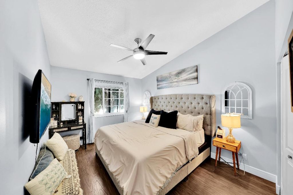 Image 35 of property listing at 6204 NW 74th Court, Parkland, FL 33067