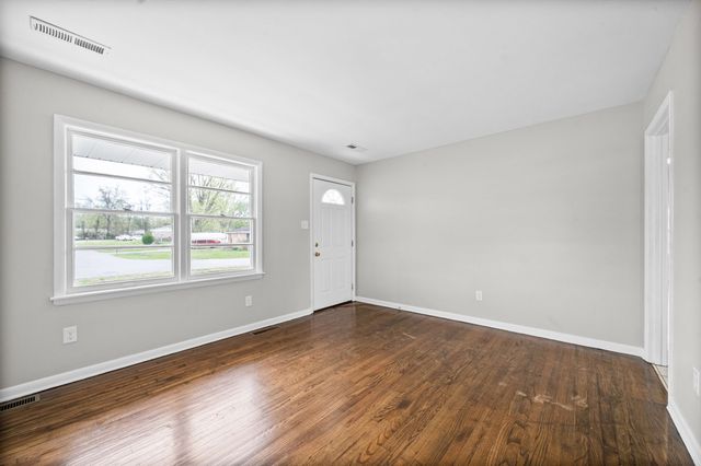 7016 Forest Park Blvd, Hopkinsville, KY 42240