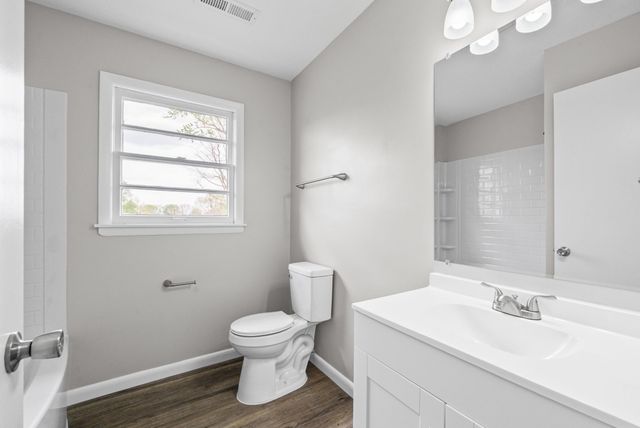 7016 Forest Park Blvd, Hopkinsville, KY 42240