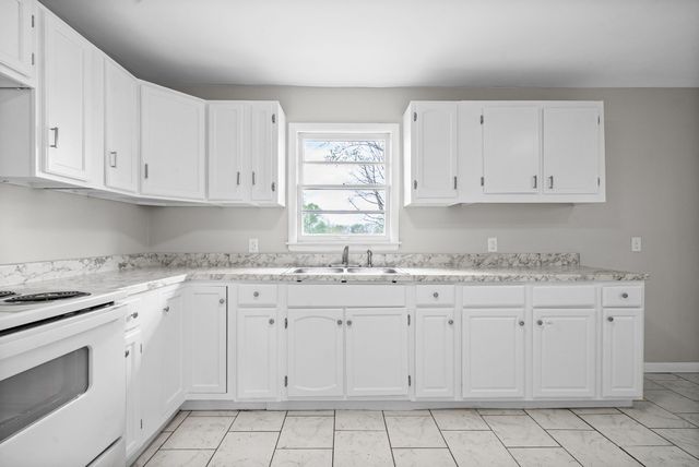 7016 Forest Park Blvd, Hopkinsville, KY 42240