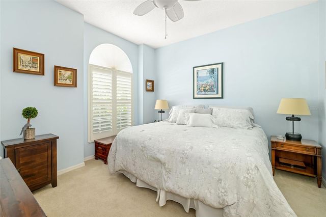 5300 MAHOGANY RUN AVENUE, Sarasota, FL 34241