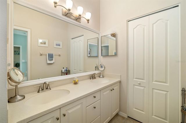 5300 MAHOGANY RUN AVENUE, Sarasota, FL 34241