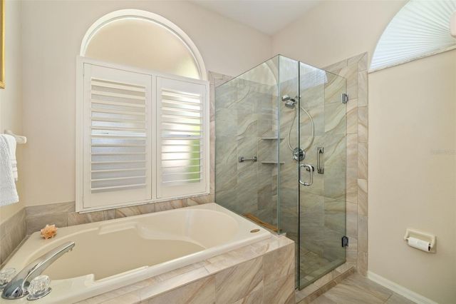 5300 MAHOGANY RUN AVENUE, Sarasota, FL 34241