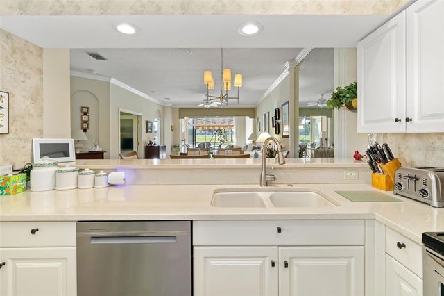 5300 MAHOGANY RUN AVENUE, Sarasota, FL 34241