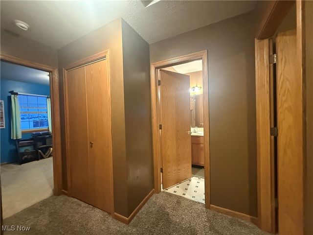 416 State Road, Warren, OH 44483