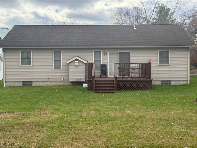 416 State Road, Warren, OH 44483