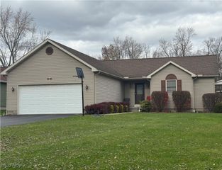 416 State Road, Warren, OH 44483