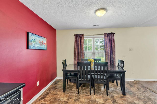202 Hominy Court, Hubert, NC 28539
