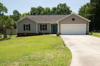 202 Hominy Court, Hubert, NC 28539