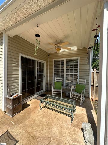 112 Saint James Place Drive, Greer, SC 29650