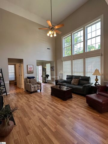 112 Saint James Place Drive, Greer, SC 29650