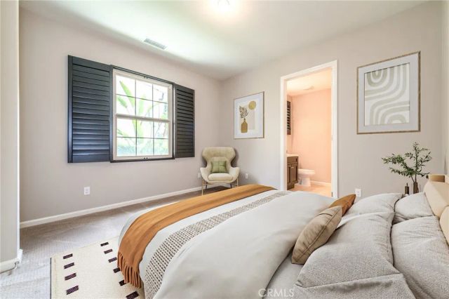 81 Strawberry, Irvine, CA 92620