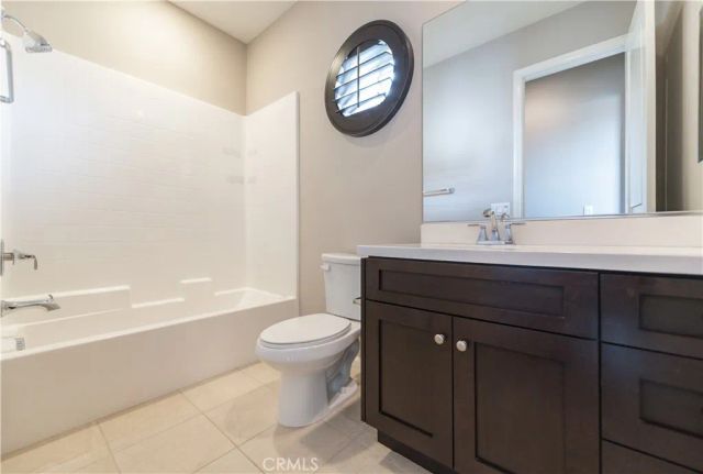 81 Strawberry, Irvine, CA 92620