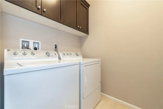 81 Strawberry, Irvine, CA 92620