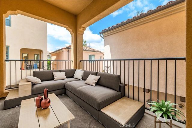 81 Strawberry, Irvine, CA 92620