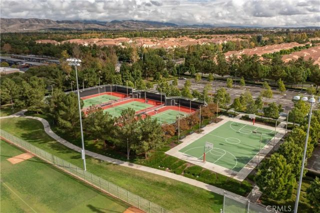 81 Strawberry, Irvine, CA 92620