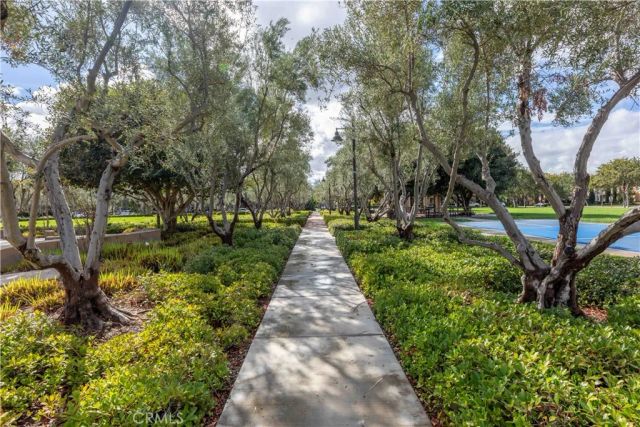 81 Strawberry, Irvine, CA 92620