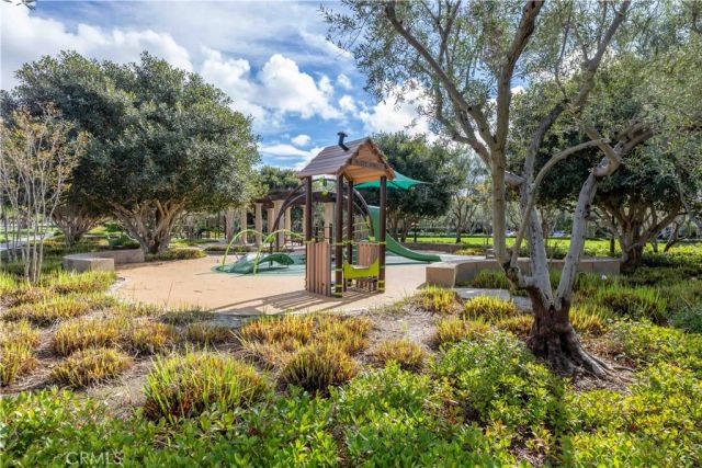 81 Strawberry, Irvine, CA 92620