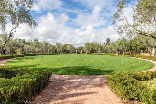 81 Strawberry, Irvine, CA 92620