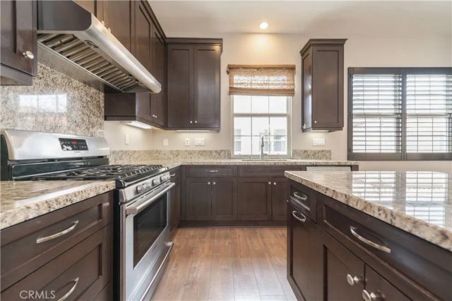 81 Strawberry, Irvine, CA 92620