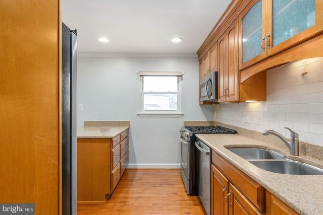 5710 SAILSTONE LN, Woodbridge, VA 22193