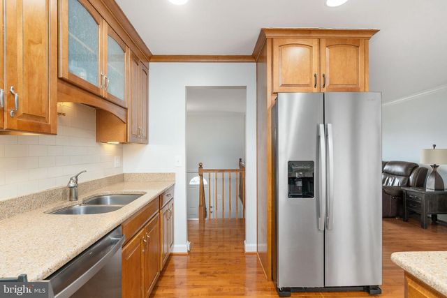 5710 SAILSTONE LN, Woodbridge, VA 22193