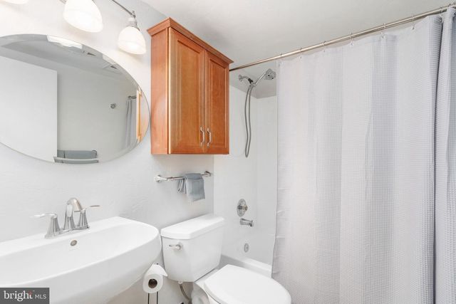 5710 SAILSTONE LN, Woodbridge, VA 22193