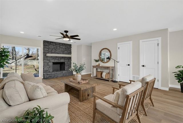 3301 Londonderry Road, Fort Smith, AR 72908