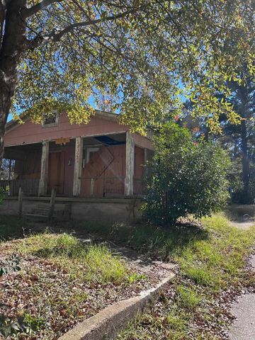 1121 Stevens Street, Magnolia, AR 71753