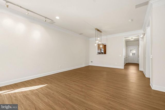 8909 YELLOW DAISY PL, Lorton, VA 22079