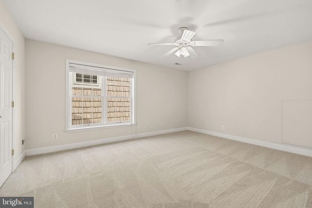 8909 YELLOW DAISY PL, Lorton, VA 22079