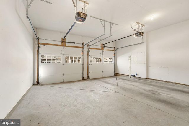 8909 YELLOW DAISY PL, Lorton, VA 22079