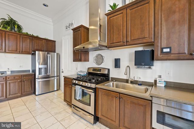 8909 YELLOW DAISY PL, Lorton, VA 22079