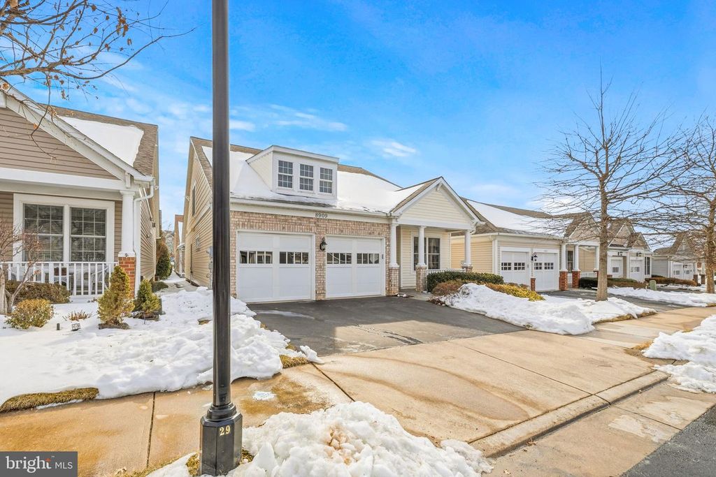 8909 YELLOW DAISY PL, Lorton, VA 22079