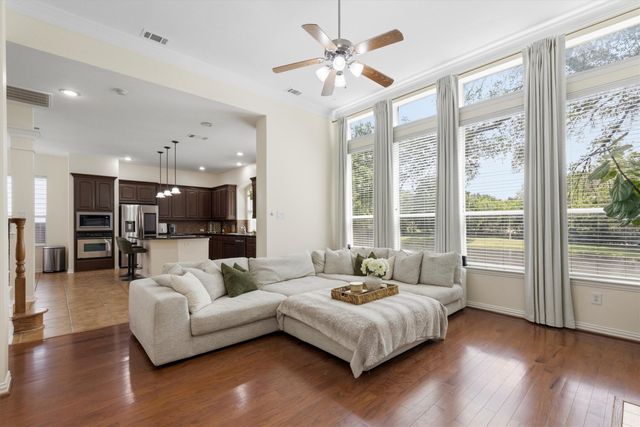 2520 Kodiak Circle, Euless, TX 76039