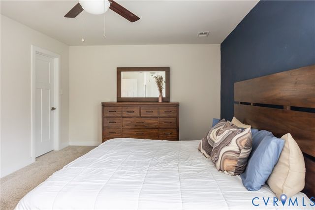 8512 Centerline Dr, Chesterfield, VA 23832