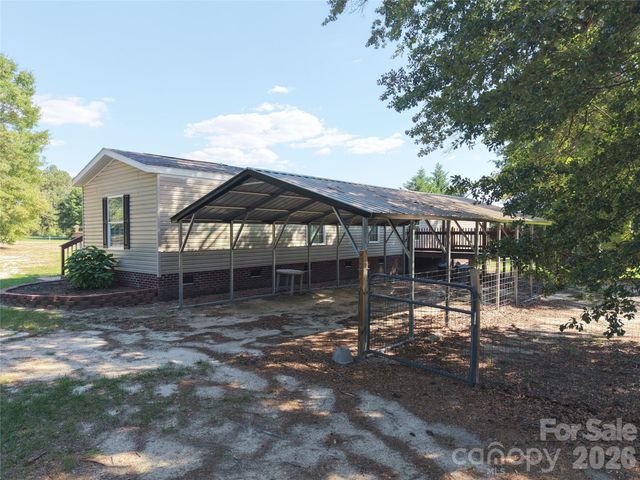 6036 HWY 742 Highway S, Wadesboro, NC 28170